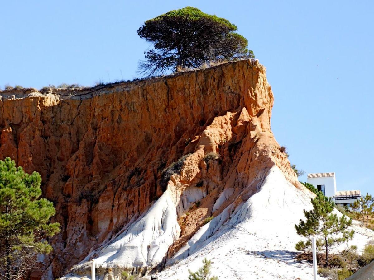 Algarve Luxury Experience - Situated Within The Pinecliffs Resort Albufeira Exteriör bild